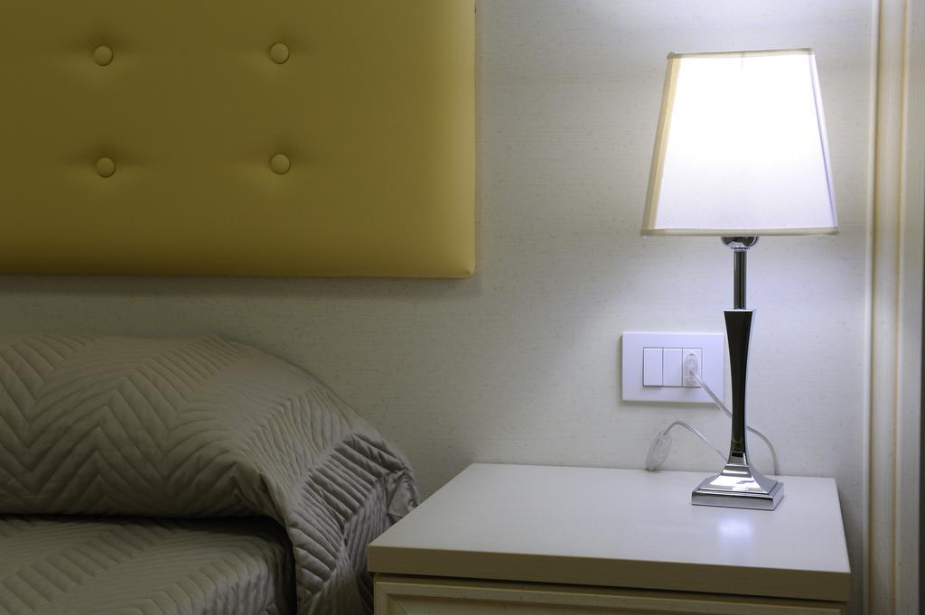 Residence Suite Smeraldo Riccione Buitenkant foto
