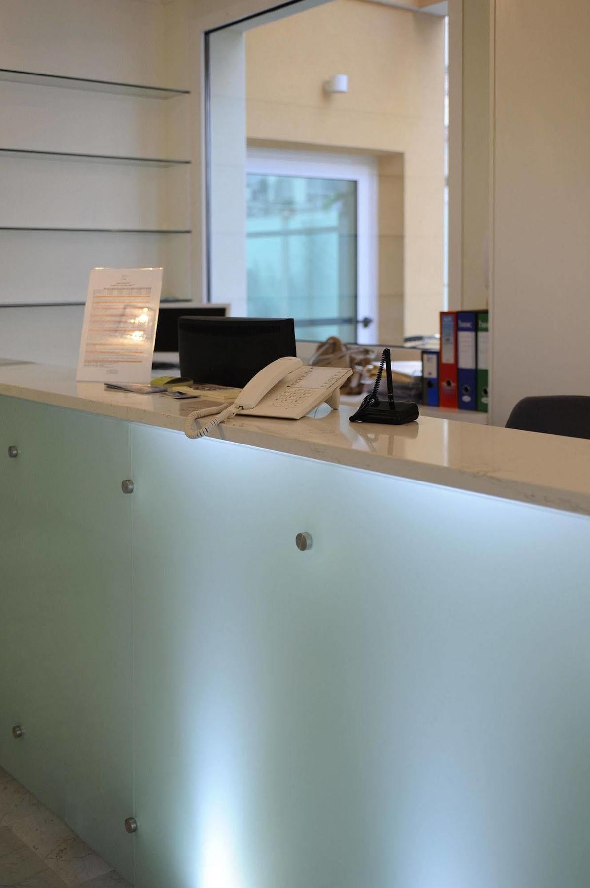 Residence Suite Smeraldo Riccione Buitenkant foto